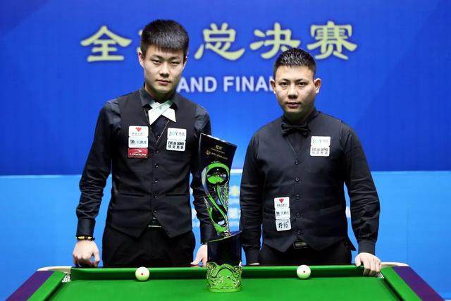 的表现赢得 的表现赢得