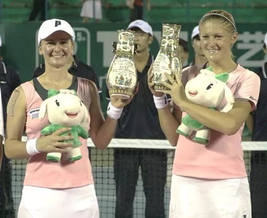 更巧的是 更巧的是